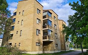 Rauhallinen huoneisto huippusijainnilla